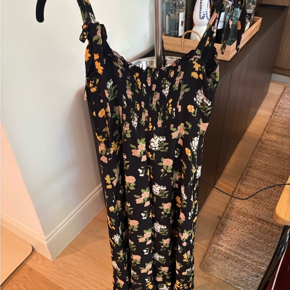 Reformation Navy Midi Dress with Yellow Floral Print - Picture 4 of 4